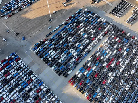 淡季不淡，7月车企销量十强同比全涨，比亚迪与上汽又现冠军之争