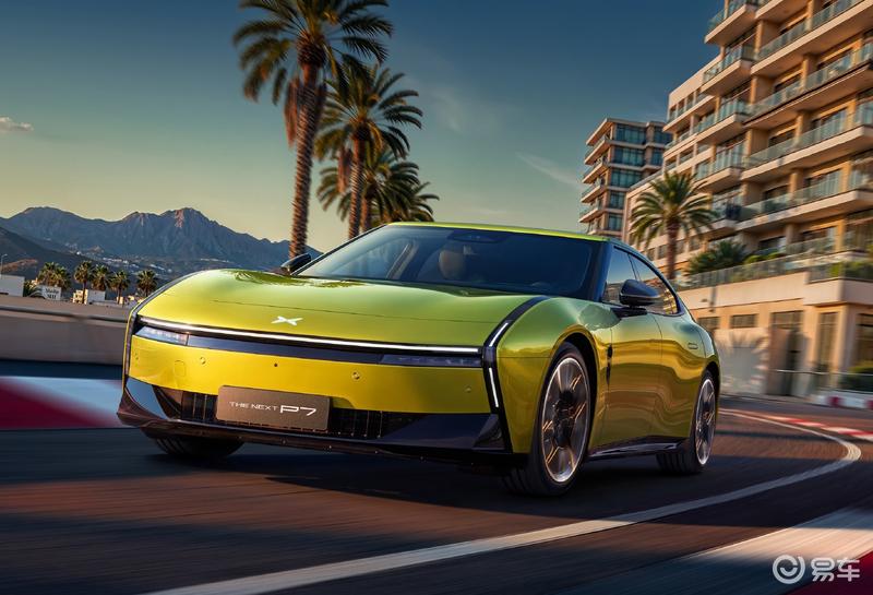 全新小鹏P7开启预订 将于8月正式上市